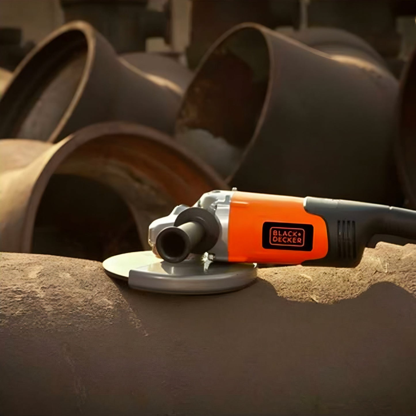 Black+Decker BDGL2223-B9 Large Angle Grinder 230mm 2200W